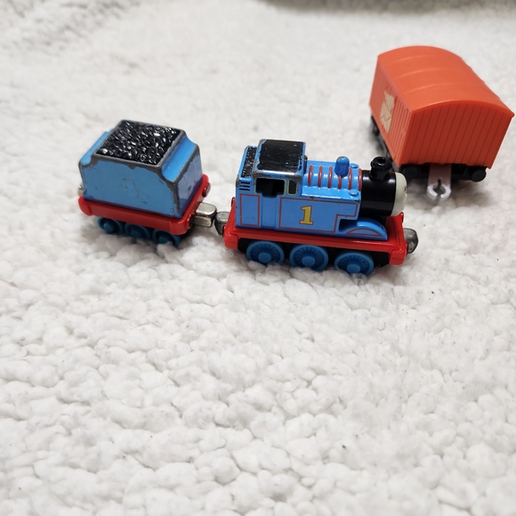 Thomas & Friends Mini Train Set - Multicolor - Picture 2 of 10